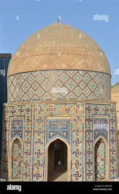 Shahzadeh Mahmoud Mausoleum: A Stunning Masterpiece of Timurid Architecture and Intricate Tilework!